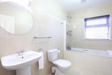 Фото номера Таунхаус с 3 спальнями Дома для отпуска Ardmullen Walnut 3 Bed Holiday Home г. Кенмэр 17