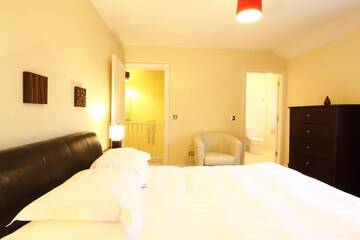 Фото номера Таунхаус с 3 спальнями Дома для отпуска Ardmullen Walnut 3 Bed Holiday Home г. Кенмэр 32