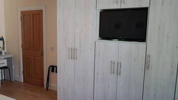 Фото номера Двухместный номер Делюкс с 1 кроватью или 2 отдельными кроватями, вид на горы Отели типа «постель и завтрак» Mountain View Bed &amp; Breakfast, Kenmare, Co. Kerry, Ireland г. Кенмэр 17
